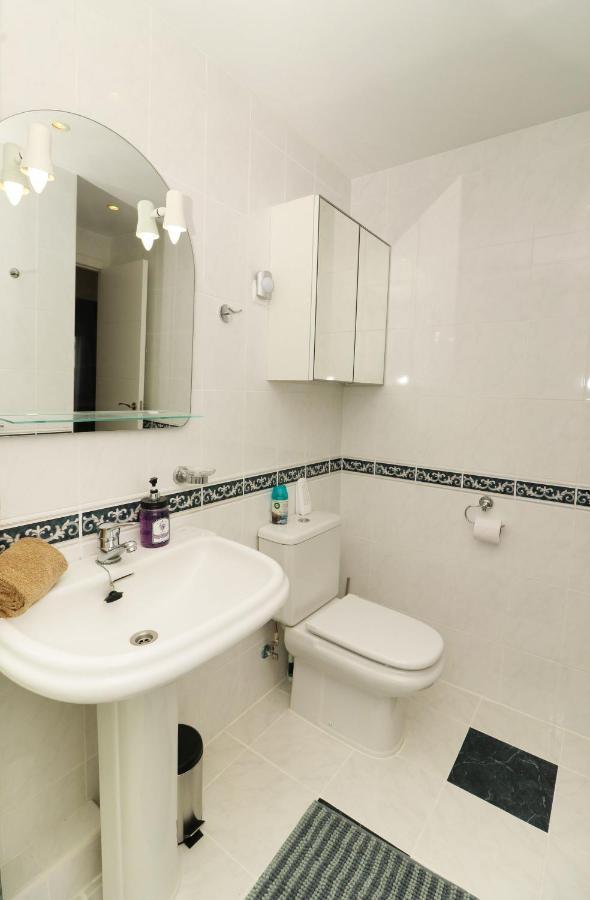 Family Apartment Walking Distance To The Sea And All Amenities Sitio de Calahonda Extérieur photo